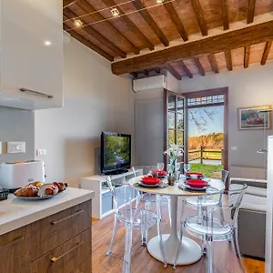 Hostly Arno Riverside Residence-10Min From Tower